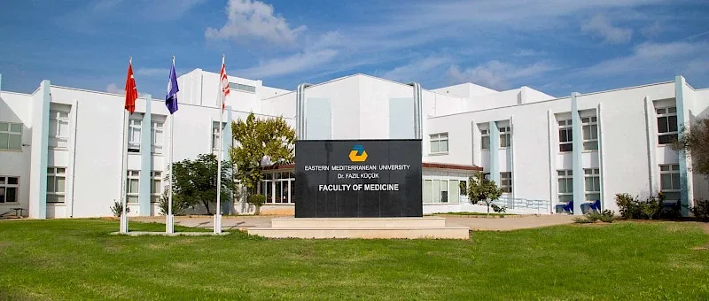 Eastern Mediterranean University (EMU) Campus Bildung in Nordzypern