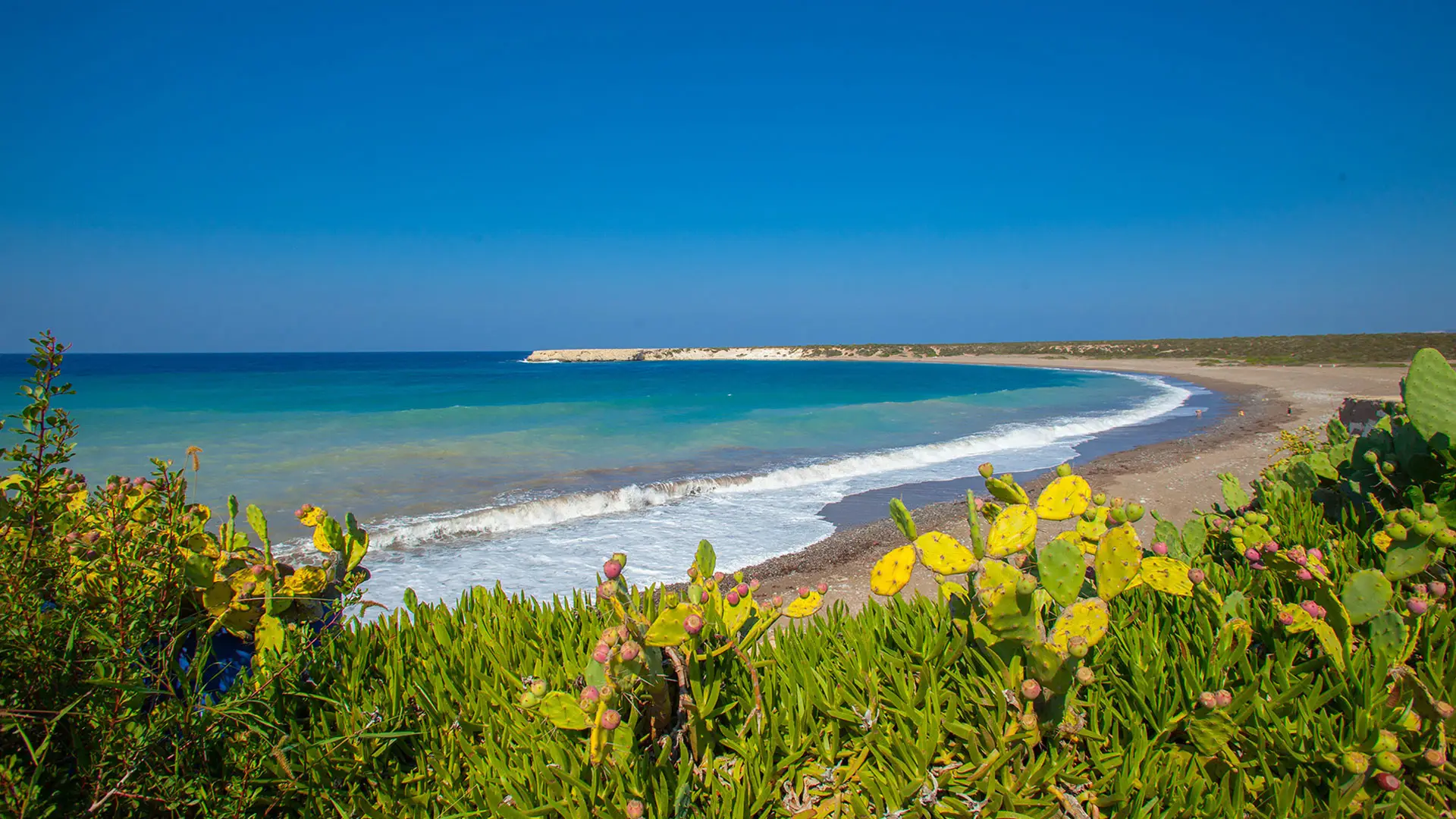 Strände in Nord Zypern – goldener Sand & türkisblaues Meer