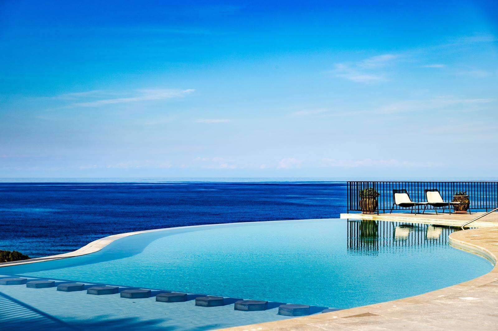 Luxus Golf Villa Esentepe Nordzypern mit Pool und Küstenblick