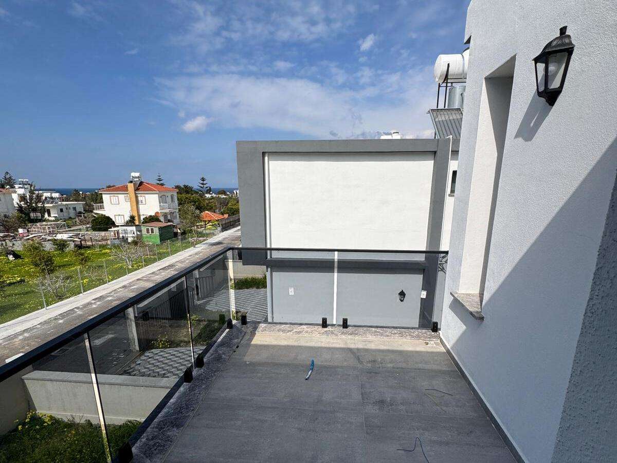 Villa Alsancak Kyrenia Nordzypern mit privatem Pool