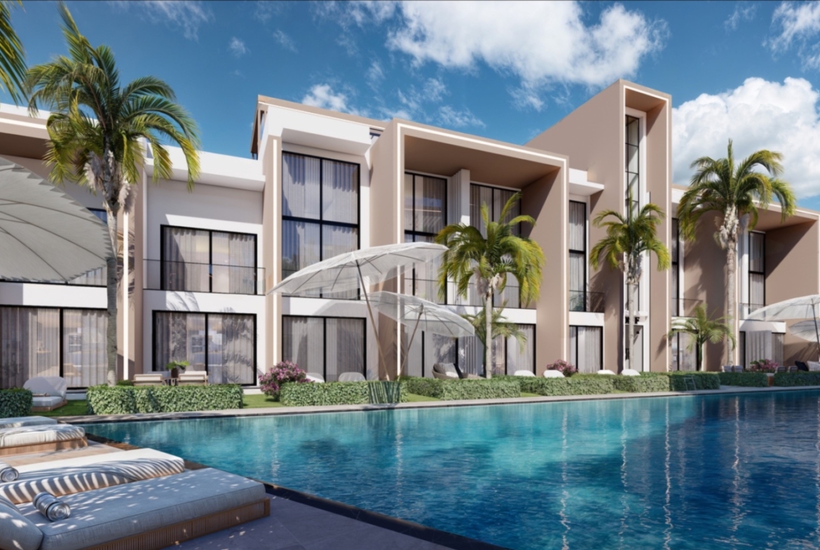 Moderne Villa am Pool mit Palmen