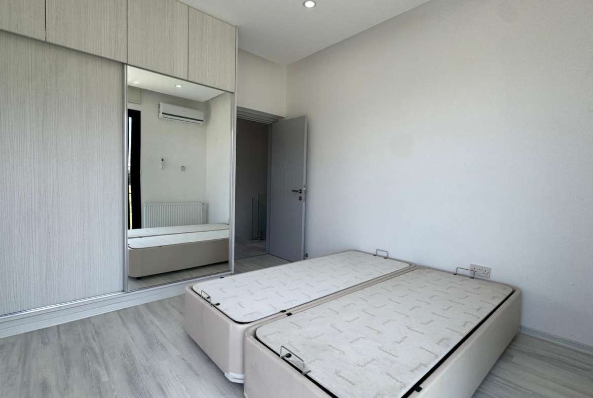 Villa in Alsancak Nordzypern mit privatem Pool und Garten