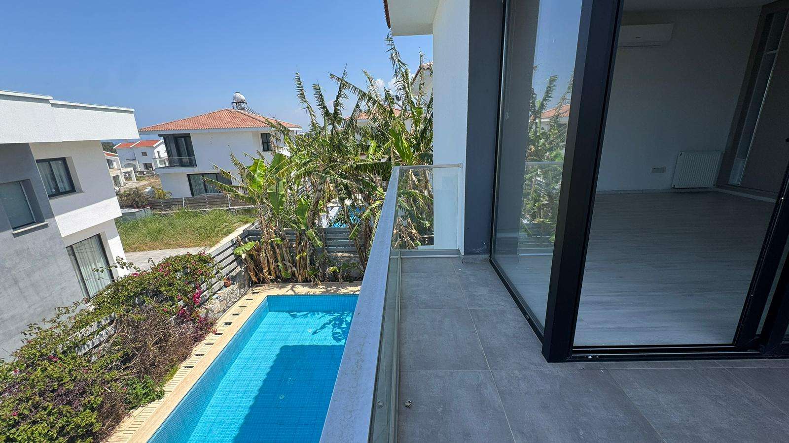 villa-in-alsancak-nordzypern20 Villa in Alsancak Nordzypern mit privatem Pool und Garten