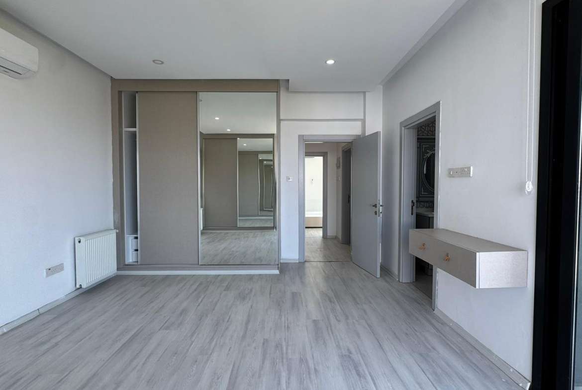 Villa in Alsancak Nordzypern mit privatem Pool und Garten