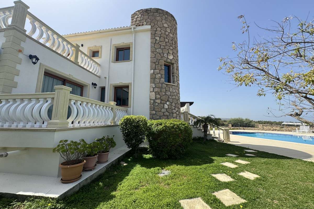 Nordzypern Esentepe Villa